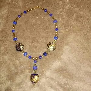 Gorgeous Blue Lapis & Gold Bead Necklace